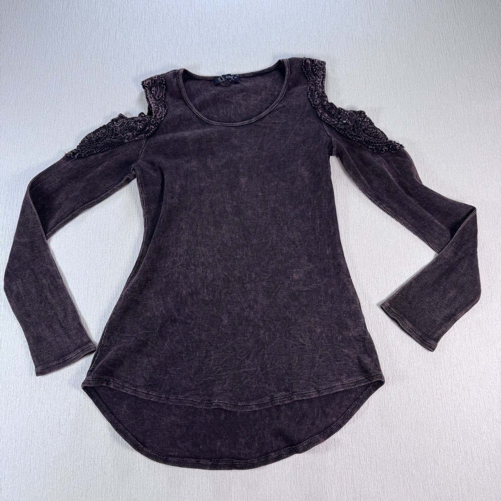 Urban X Brown Mineral Wash Thermal Top Size L Cold Shoulder‎ Crochet Whimsigoth